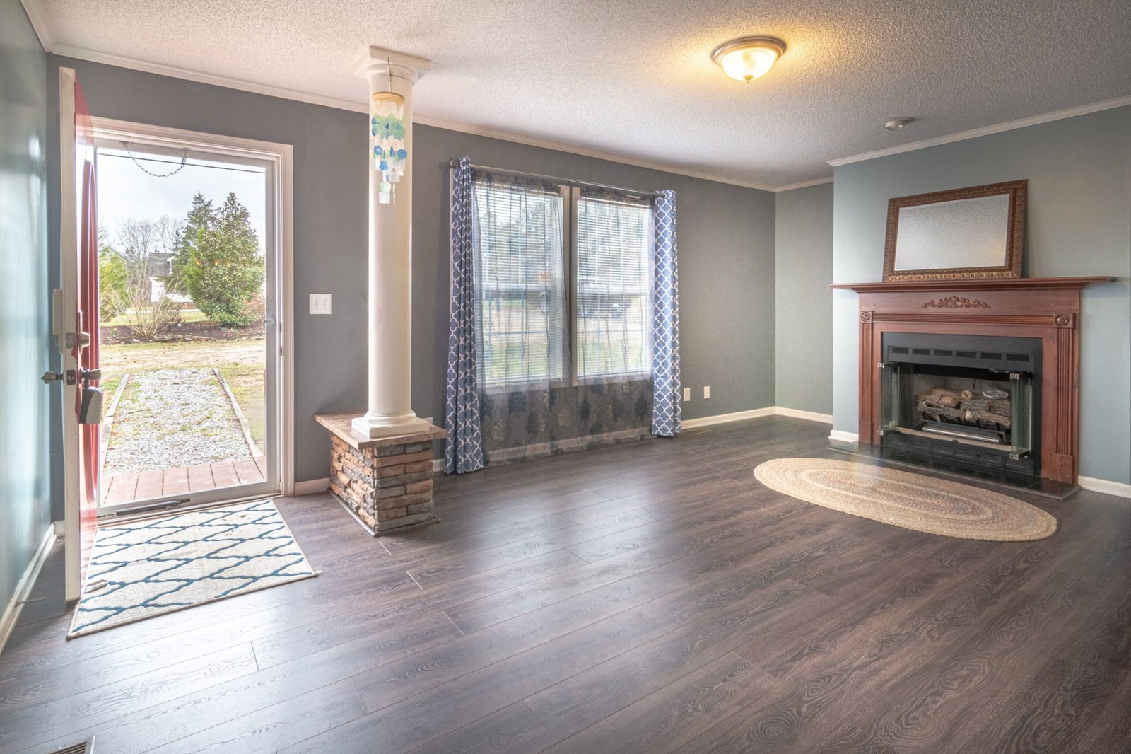 Laminate Flooring